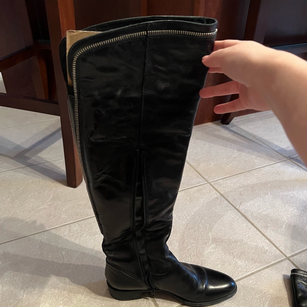 Aldo black leather boots. Size 8. Brand new, never worn.